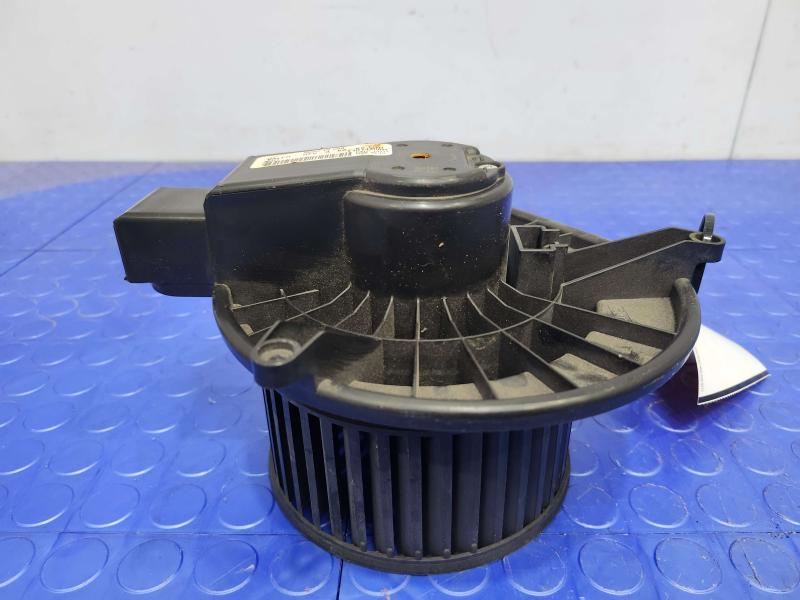 2010-2012 Jeep Liberty Heater AC Blower Motor Assembly OEM 68038826AA