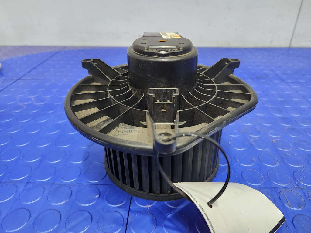 2010-2012 Jeep Liberty Heater AC Blower Motor Assembly OEM 68038826AA