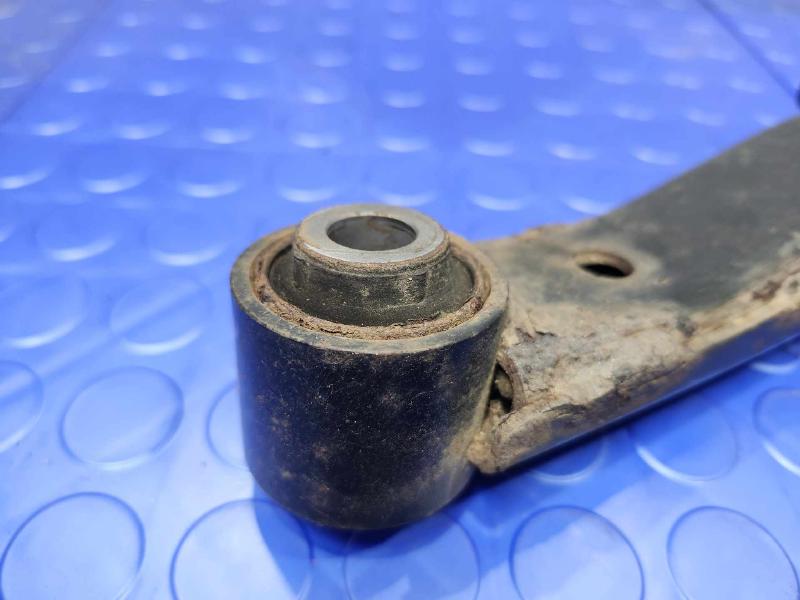 2011-2017 Nissan Juke Rear Upper Control Arm Right Passenger Side OEM 55120EN100,RH