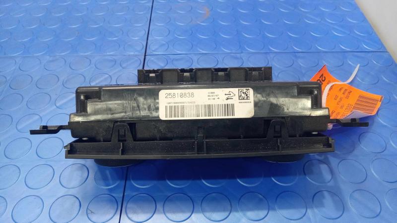 2008 Chevrolet Impala Heater A/C Control