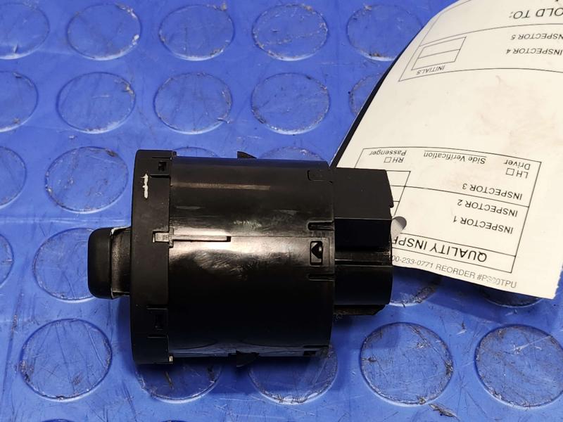 2014 Dodge Journey Headlight Switch (Dash Mtd)