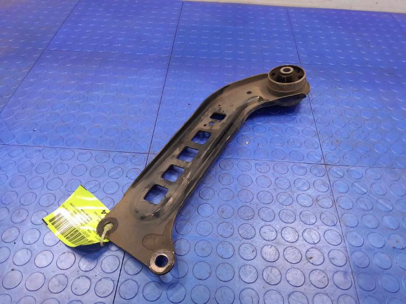 2018 Buick Regal Lower Control Arm Rr