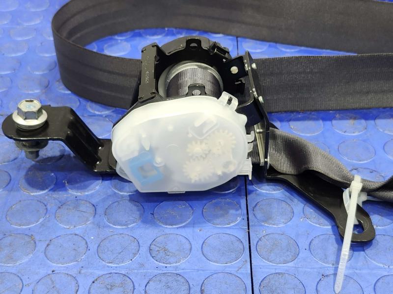 2011 Honda Pilot Rear Seat Belt