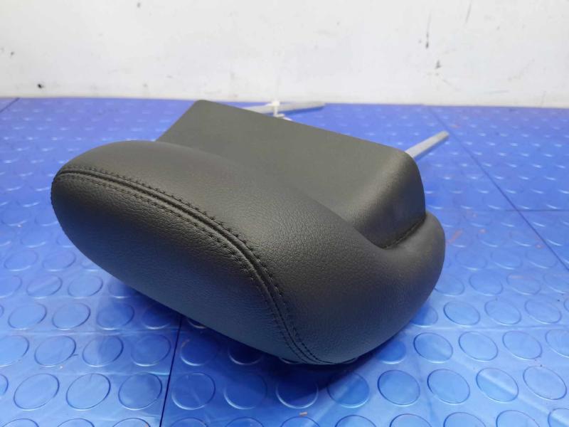 2017 Lincoln MKC Headrest