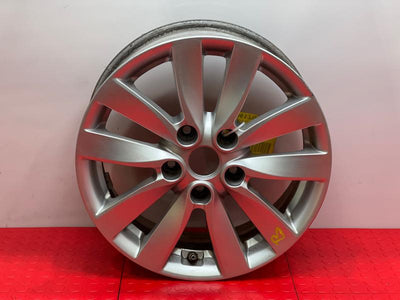 2014 Kia Forte Wheel