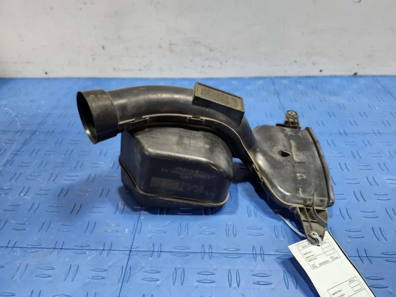 2013 Toyota Camry Air Intake Tube/Resonator