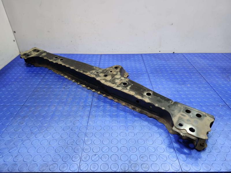 2013 Toyota Prius Crossmember/Cradle/Undercarria