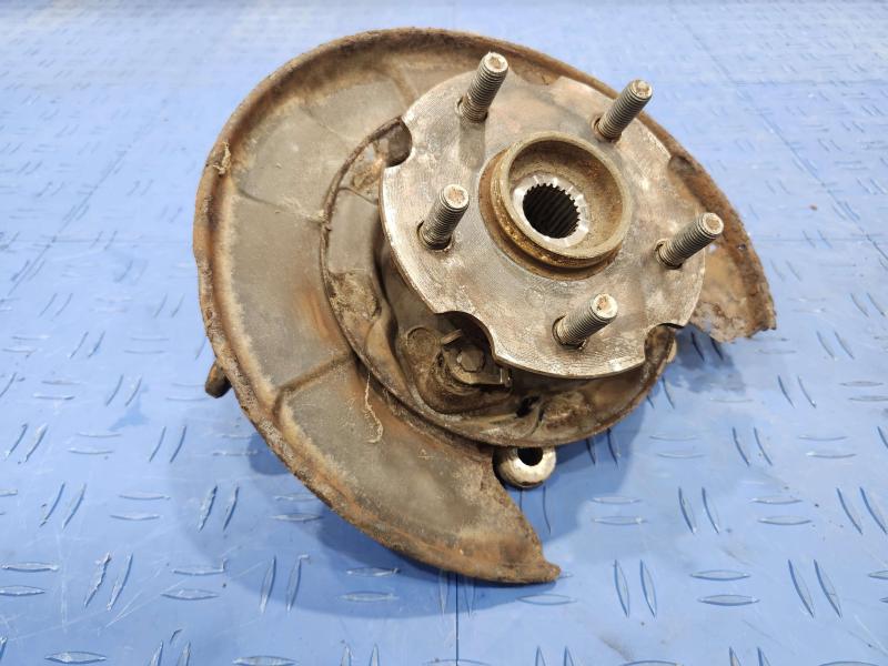 2007 Toyota RAV4 Rear Knuckle/Stub Axle