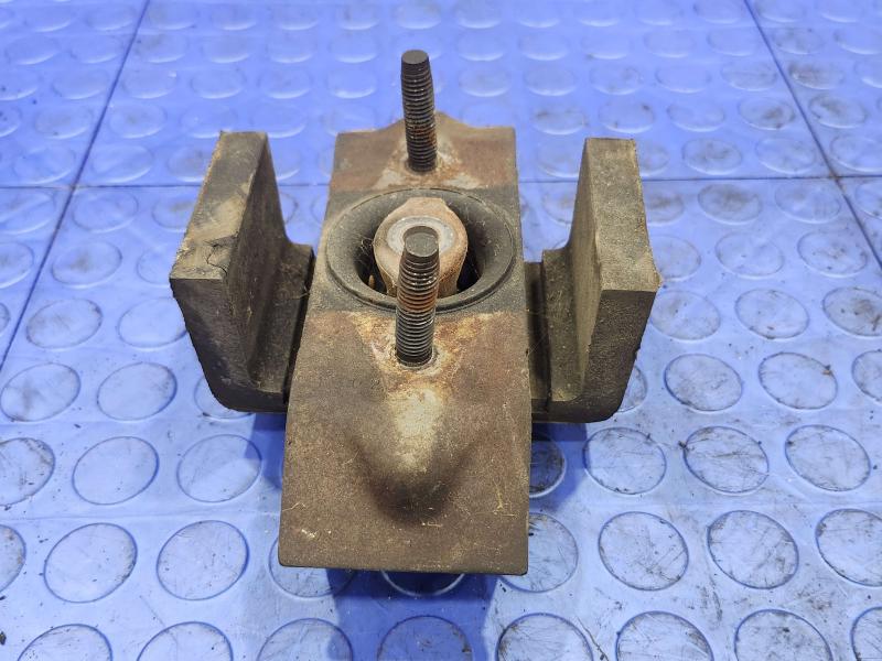2005-2014 Ford Mustang Transmission Mount Insulator Genuine OEM 6R3Z7E373B