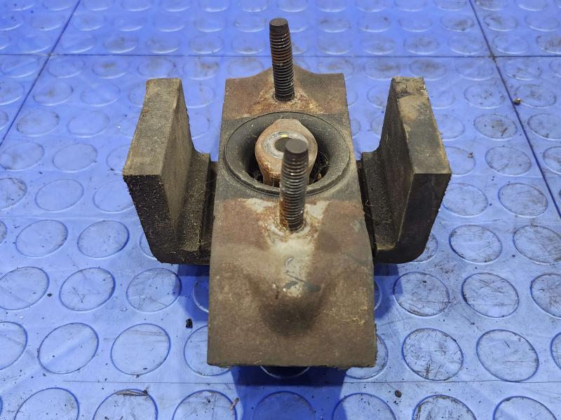 2005-2014 Ford Mustang Transmission Mount Insulator Genuine OEM 6R3Z7E373B