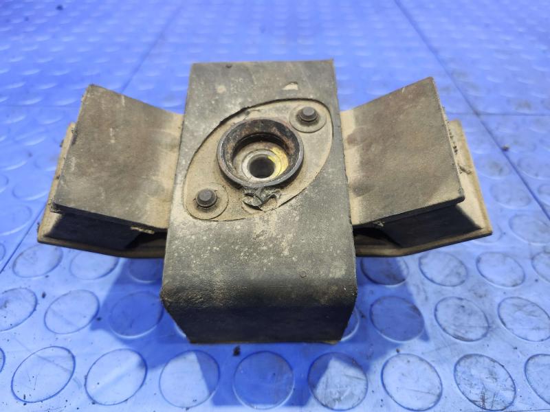 2005-2014 Ford Mustang Transmission Mount Insulator Genuine OEM 6R3Z7E373B