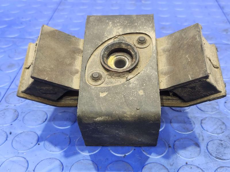 2005-2014 Ford Mustang Transmission Mount Insulator Genuine OEM 6R3Z7E373B
