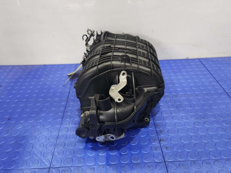 2014 Toyota RAV4 Intake Manifold