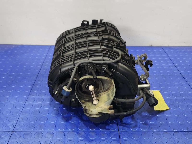 2014 Toyota RAV4 Intake Manifold