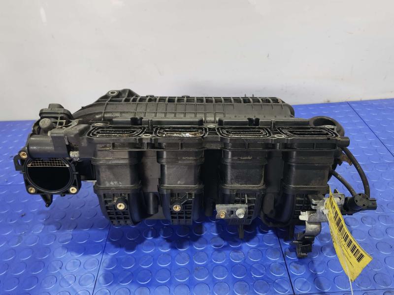 2014 Toyota RAV4 Intake Manifold