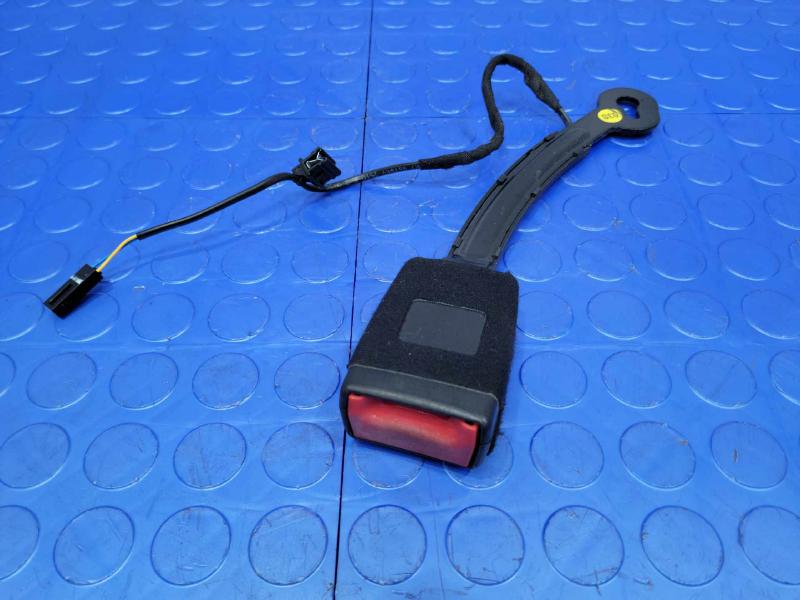 2016 Audi A3 Front Seat Belt