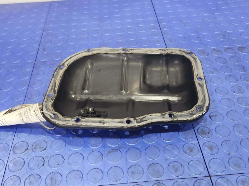 2011 Toyota Prius Oil Pan
