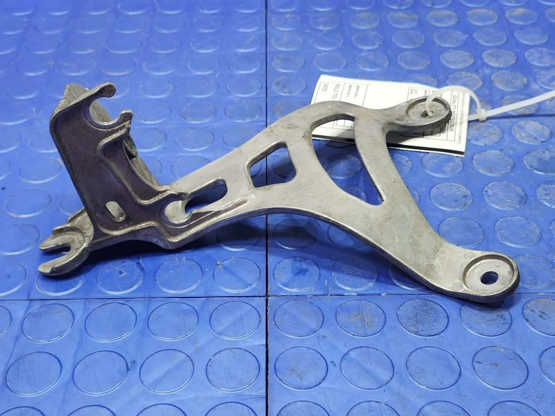 2018-2020 Buick Regal ABS Anti Lock Brake Pump Mount Bracket OEM 84368273