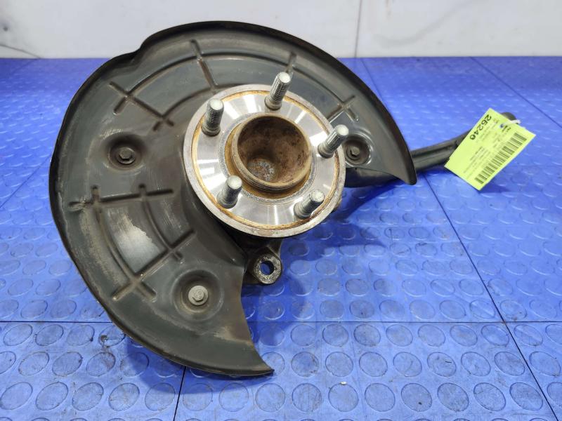 2013 Chrysler 300 Spindle Knuckle Front