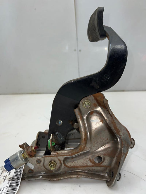 2001 Toyota Tundra Brake Pedal