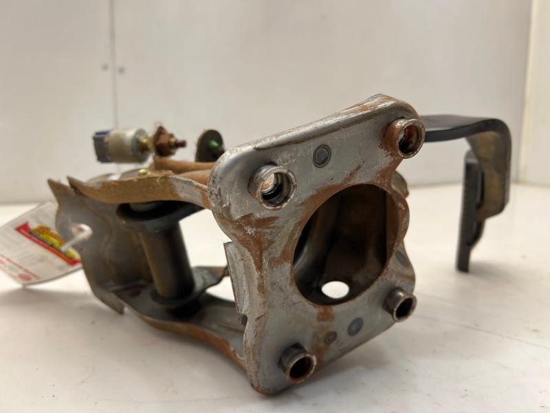 2001 Toyota Tundra Brake Pedal