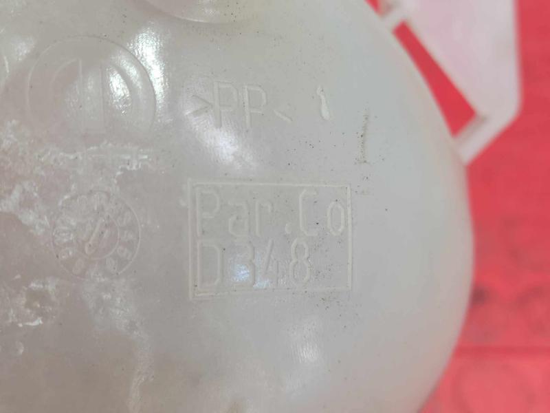 2015 Jeep Renegade Coolant Recovery Bottle