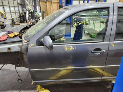 2005 Volkswagen Jetta Front Door