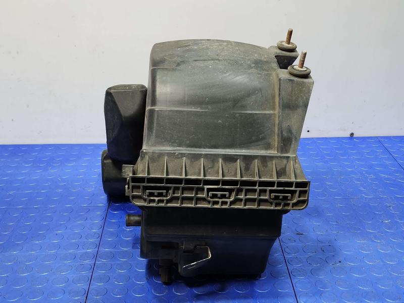 2009-2020 Dodge Journey 2.4L 3.5L OEM Engine Air Cleaner Box Assembly 68060812AA