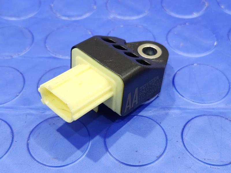 2013 Toyota Prius Misc Ebay Parts
