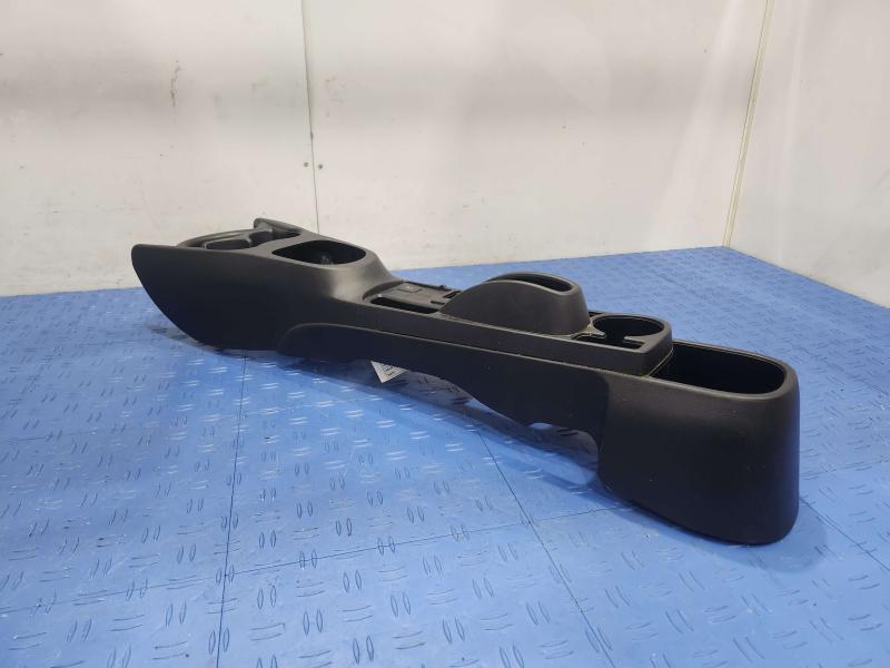 2013 Toyota Yaris Front Console