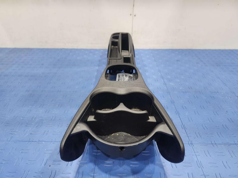2013 Toyota Yaris Front Console