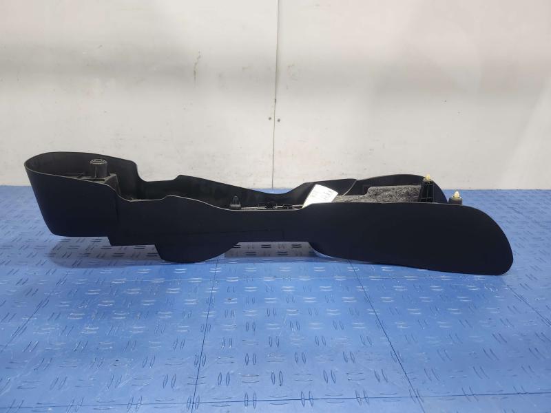 2013 Toyota Yaris Front Console