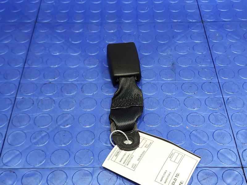 2016 Nissan Rogue Rear Seat Belt