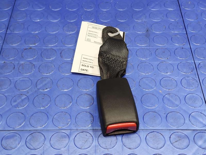 2016 Nissan Rogue Rear Seat Belt
