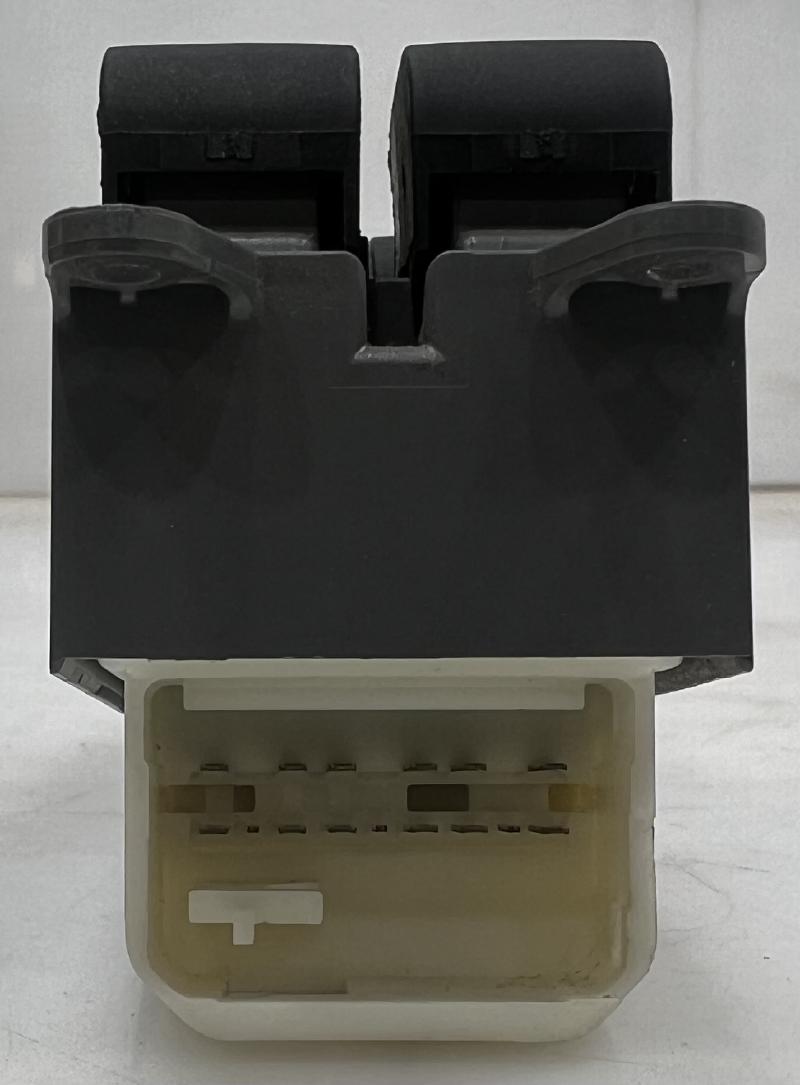2008 - 2013 Toyota Highlander Master Window Switch OEM 8482006061