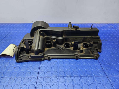 2011 Infiniti QX56 Valve Cover