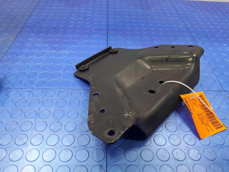 2006-2010 Pontiac Solstice Automatic Transmission Crossmember Support OEM 10350279