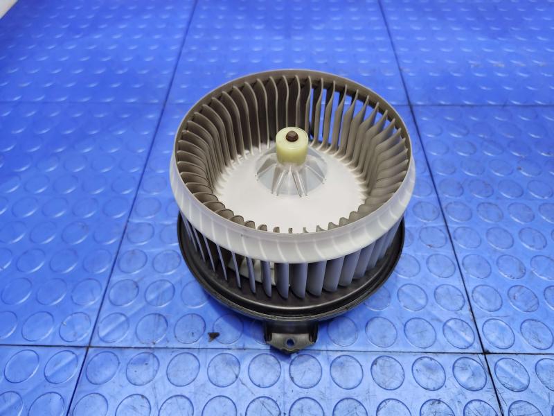 2014 Dodge Journey Blower Motor