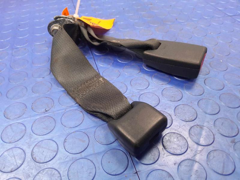 2014 Nissan Versa Rear Seat Belt