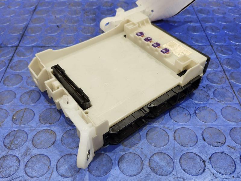 2017 Toyota Prius Cabin Fuse Box
