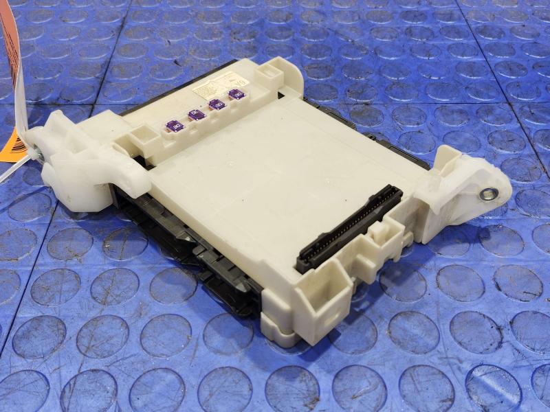 2017 Toyota Prius Cabin Fuse Box