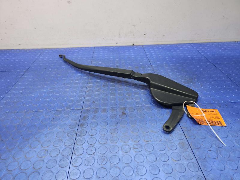 2014 Toyota Prius Wiper Arm