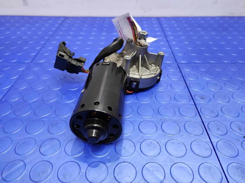 2006 Mercedes S-Class Wiper Motor Front