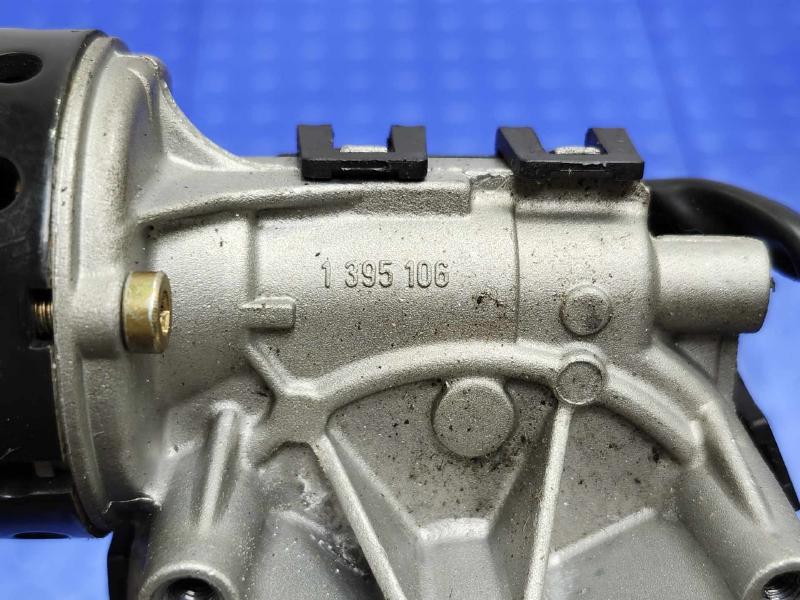 2006 Mercedes S-Class Wiper Motor Front