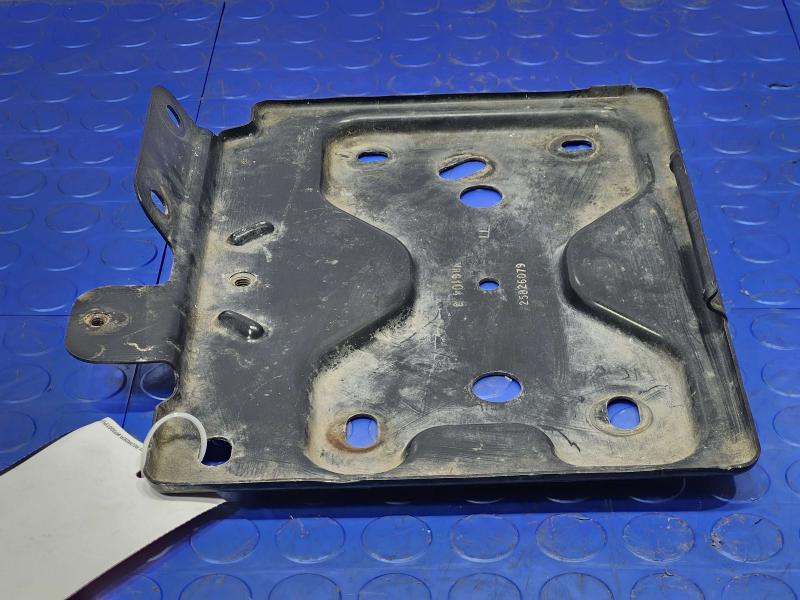 2012 GMC Yukon Battery Tray