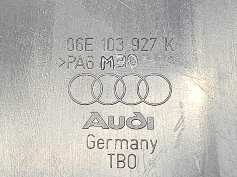 2015 Audi Q7 Engine Cover