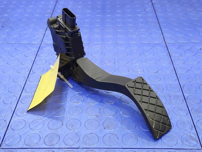 2019-2024 Volkswagen Jetta Accelerator Pedal Assembly Genuine OEM 5QM723503