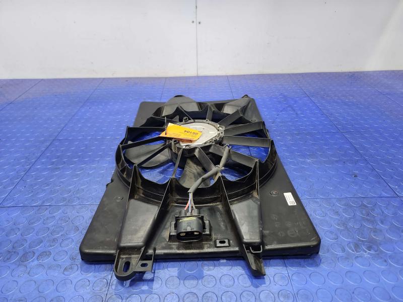 2015-2017 Chrysler 200 Engine Cooling Fan Assembly Genuine OEM 68205996AB