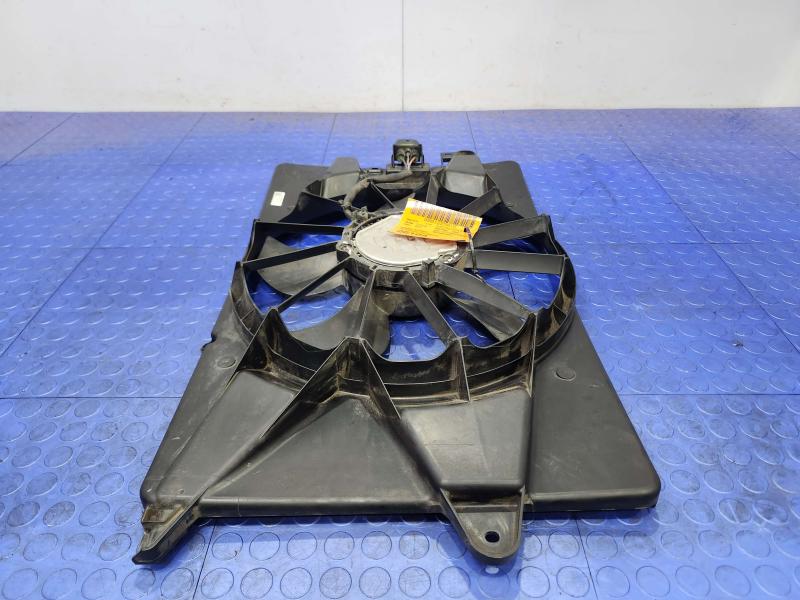 2015-2017 Chrysler 200 Engine Cooling Fan Assembly Genuine OEM 68205996AB