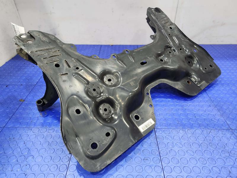 2020 Jeep Renegade Crossmember/Cradle/Undercarria